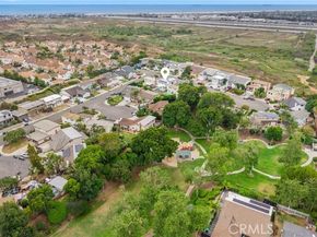 1872 Parkview Circle, Costa Mesa CA 92627