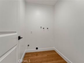 1872 Parkview Circle, Costa Mesa CA 92627