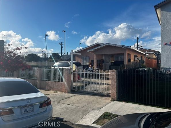 443 W 71st Street, Los Angeles CA 90003