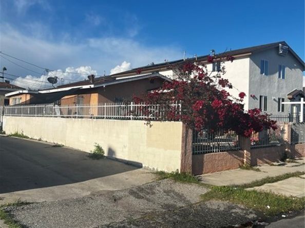 443 W 71st Street, Los Angeles CA 90003