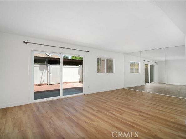 18931 Kittridge Street 73, Reseda (los Angeles) CA 91335