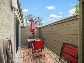 15796 Midwood Drive 6, Granada Hills (los Angeles) CA 91344
