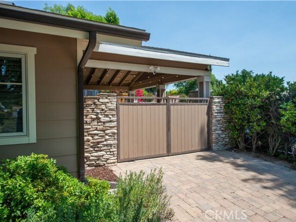 16426 Knollwood Drive, Granada Hills (los Angeles) CA 91344