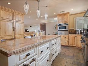 16426 Knollwood Drive, Granada Hills (los Angeles) CA 91344