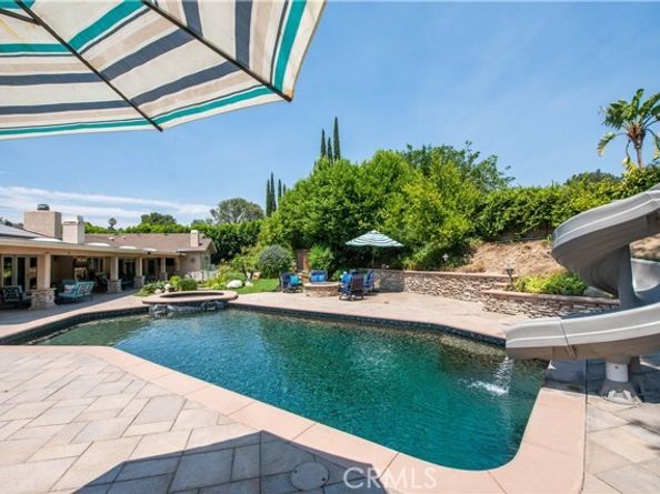 16426 Knollwood Drive, Granada Hills (los Angeles) CA 91344