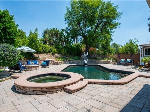 16426 Knollwood Drive, Granada Hills (los Angeles) CA 91344