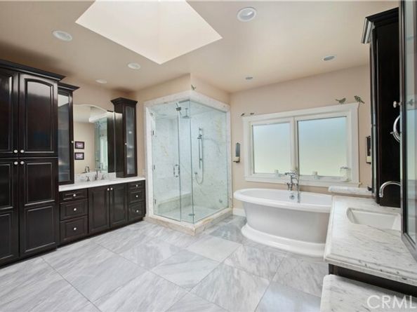 16426 Knollwood Drive, Granada Hills (los Angeles) CA 91344