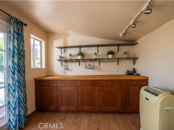 16426 Knollwood Drive, Granada Hills (los Angeles) CA 91344