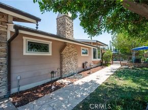 16426 Knollwood Drive, Granada Hills (los Angeles) CA 91344