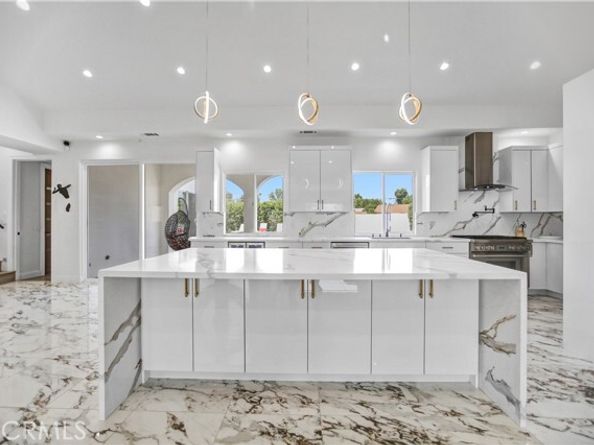 9743 Monogram Avenue, Northridge (los Angeles) CA 91343