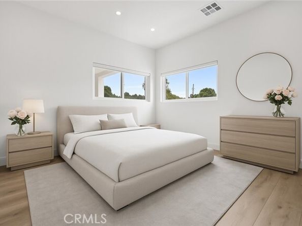9743 Monogram Avenue, Northridge (los Angeles) CA 91343