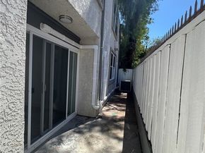18620 Hatteras Street 169, Tarzana (los Angeles) CA 91356