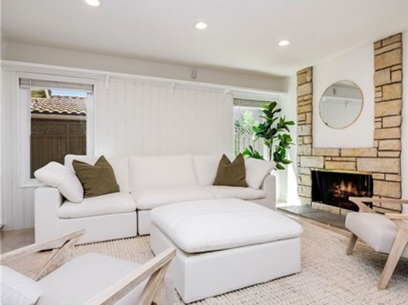 8127 March Avenue, West Hills (los Angeles) CA 91304