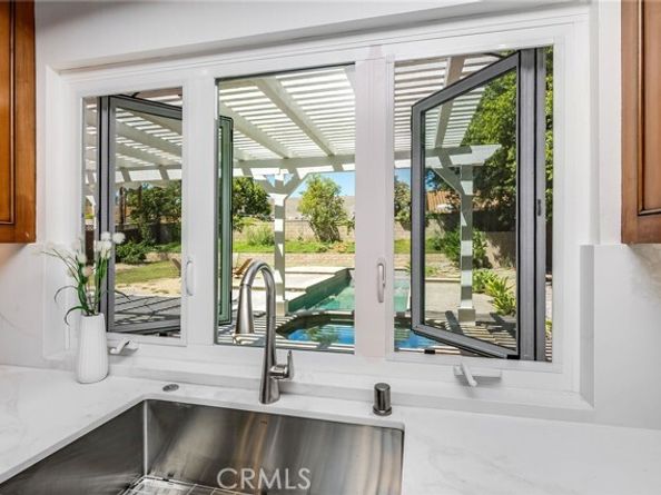 8127 March Avenue, West Hills (los Angeles) CA 91304