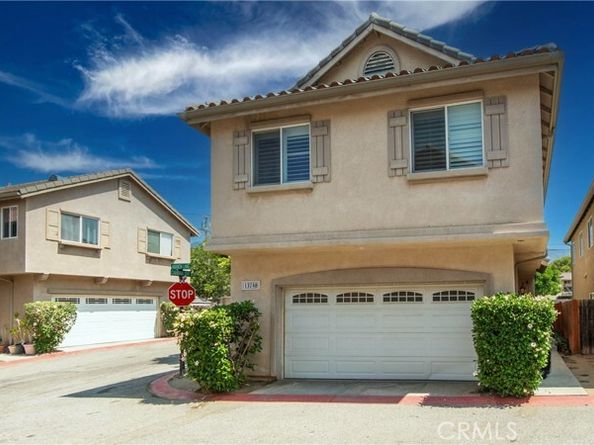 13748 Amanda Lane, Sylmar (los Angeles) CA 91342