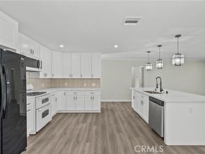 12679 Lazard Street, Sylmar (los Angeles) CA 91342