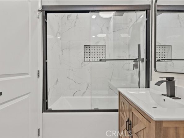 12679 Lazard Street, Sylmar (los Angeles) CA 91342