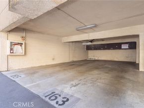 18307 Burbank Boulevard 86, Tarzana (los Angeles) CA 91356