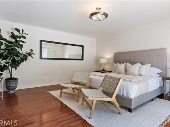 16828 Margate Street, Encino (los Angeles) CA 91436