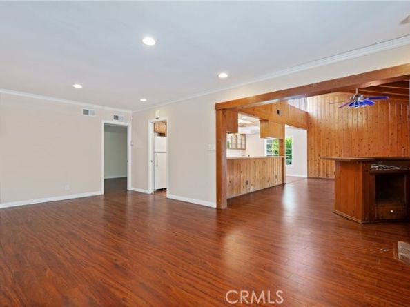 9021 Rubio Avenue, North Hills (los Angeles) CA 91343