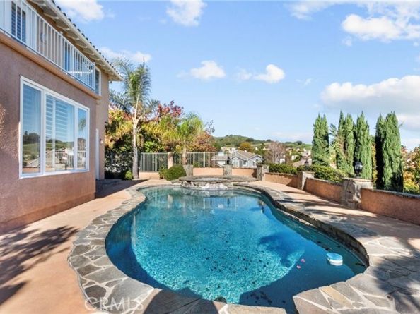 7630 Carmenita, West Hills (los Angeles) CA 91304