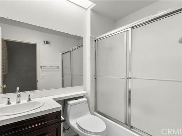 7630 Carmenita, West Hills (los Angeles) CA 91304