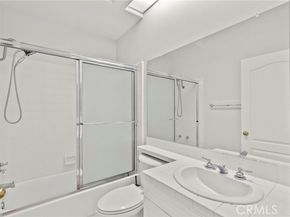 7630 Carmenita, West Hills (los Angeles) CA 91304