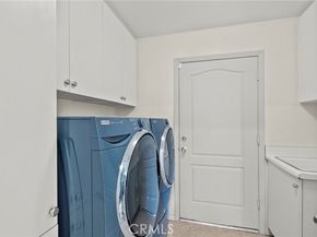 7630 Carmenita, West Hills (los Angeles) CA 91304