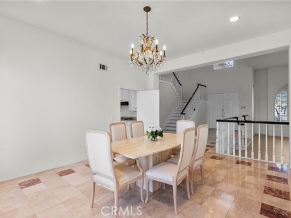 7630 Carmenita, West Hills (los Angeles) CA 91304