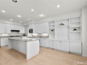 7630 Carmenita, West Hills (los Angeles) CA 91304