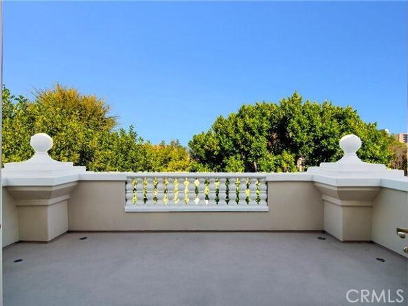 19134 Briarfield Way, Tarzana (los Angeles) CA 91356