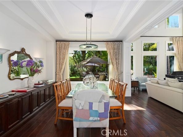 19134 Briarfield Way, Tarzana (los Angeles) CA 91356