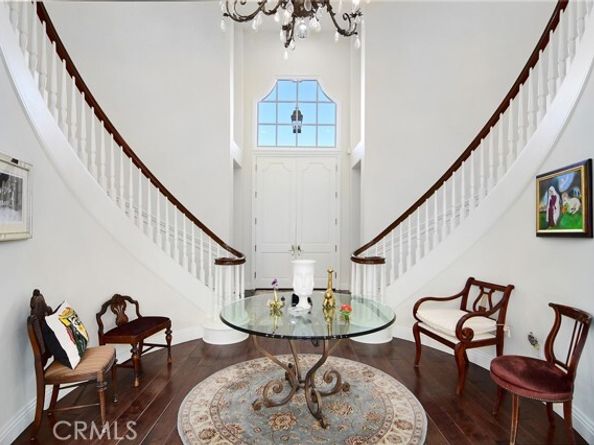 19134 Briarfield Way, Tarzana (los Angeles) CA 91356