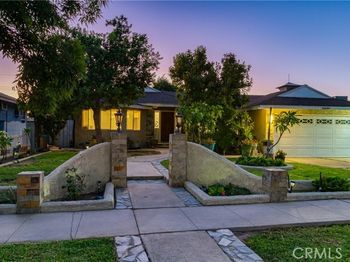 10049 Langdon