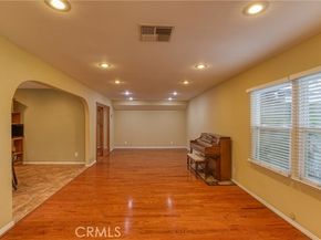 10049 Langdon, San Fernando CA 91345