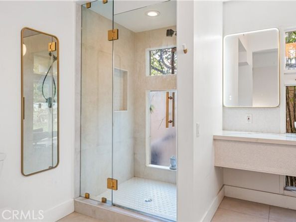 17042 Lisette, Granada Hills (los Angeles) CA 91344