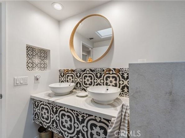 17042 Lisette, Granada Hills (los Angeles) CA 91344
