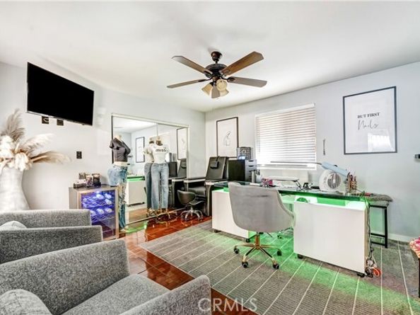13250 Mercer Street, Pacoima (los Angeles) CA 91331