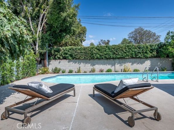 5808 Irvine Avenue, North Hollywood (los Angeles) CA 91601