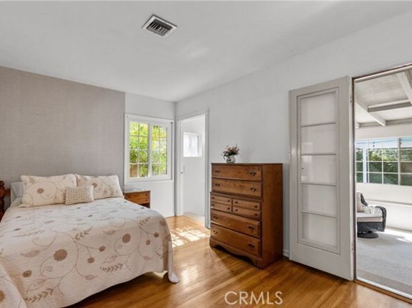 6047 Shadyglade, Los Angeles CA 91606