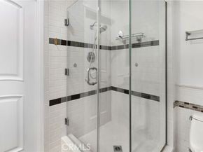 3951 Vanalden Avenue, Tarzana (los Angeles) CA 91356