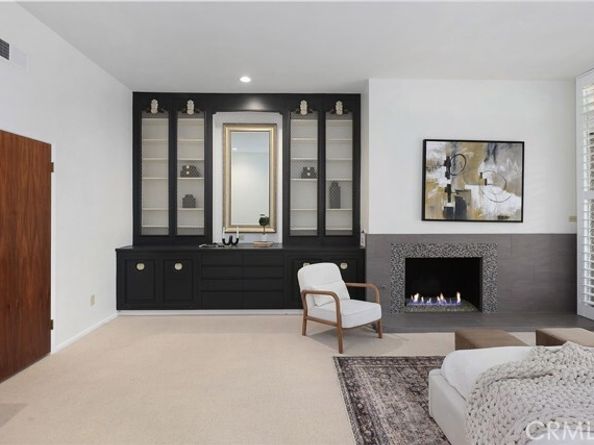 3951 Vanalden Avenue, Tarzana (los Angeles) CA 91356