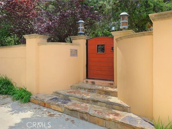 3951 Vanalden Avenue, Tarzana (los Angeles) CA 91356