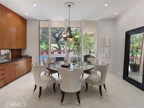 3951 Vanalden Avenue, Tarzana (los Angeles) CA 91356