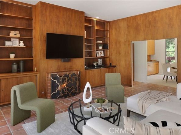 3951 Vanalden Avenue, Tarzana (los Angeles) CA 91356