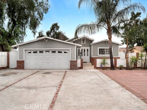 13176 Foothill, Sylmar (los Angeles) CA 91342