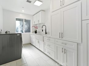 4330 Alhama, Woodland Hills (los Angeles) CA 91364