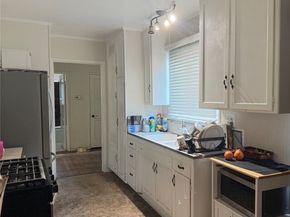 7323 Amestoy Avenue, Van Nuys (los Angeles) CA 91406