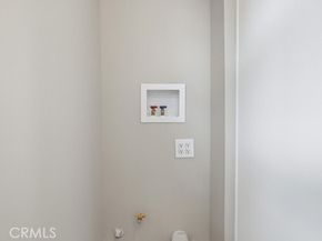 5016 W 116, Hawthorne CA 90250