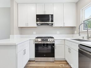 5016 W 116, Hawthorne CA 90250